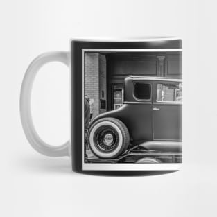 1925 Ford Model T coupe hot rod Mug